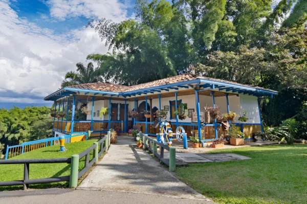 Pasadía ➜ Panaca Sin campo no hay ciudad